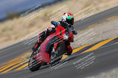 media/Sep-11-2022-SoCal Trackdays (Sun) [[81b7e951af]]/Turn 16 (945am)/